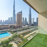 Luxury 3-Bedroom Apartment In Dubai